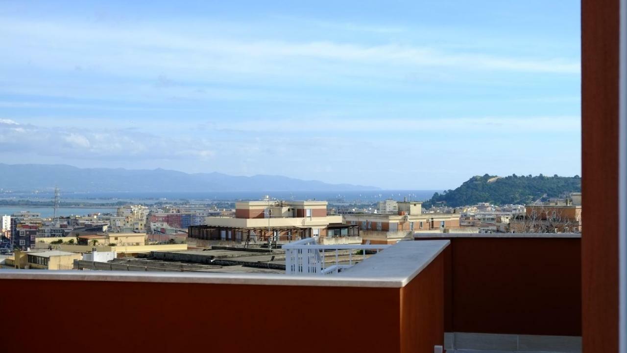 Hotel Quarantacinque Ospitalita Cagliari Exterior foto