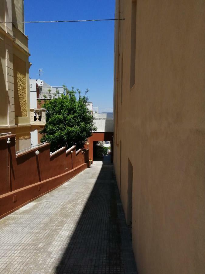 Hotel Quarantacinque Ospitalita Cagliari Exterior foto